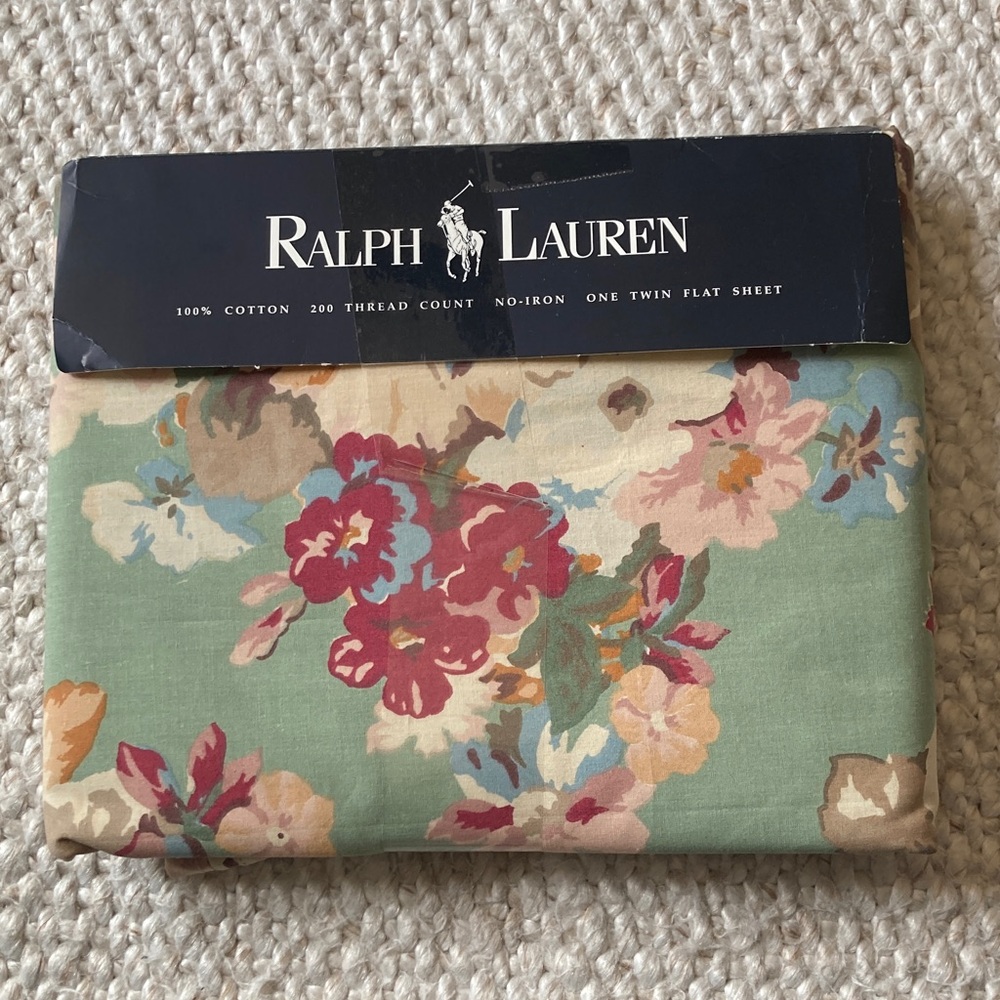 NWOT Vintage Ralph Lauren Floral Twin Flat Sheet - 100% Cotton